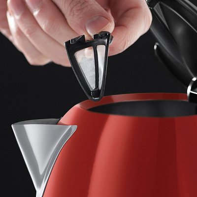 20412-70 FLAME RED 1,7l RUSSELL HOBBS