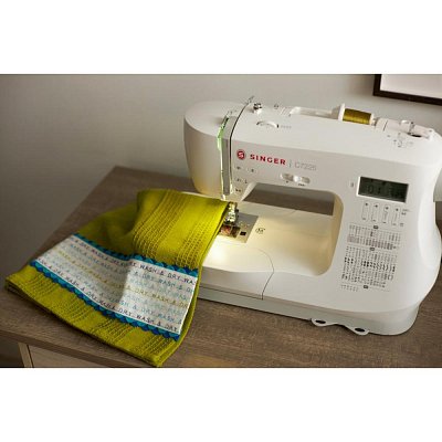 C7225 COMP ŠICÍ STROJ SINGER