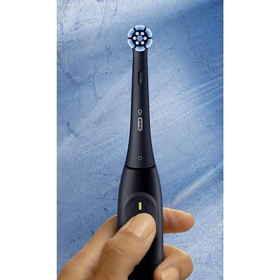 IO 2 SERIES DUO PACK ZUB.KARTÁČEK ORAL B