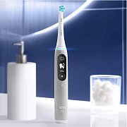 IO6 SERIES GREY OPAL KARTÁČEK ORAL-B