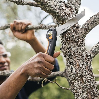Skládací pila Plus SW68 FISKARS